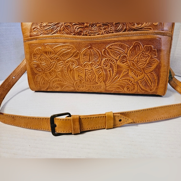 Vintage Avelar's Tooled Leather handbag - Picture 3 of 16